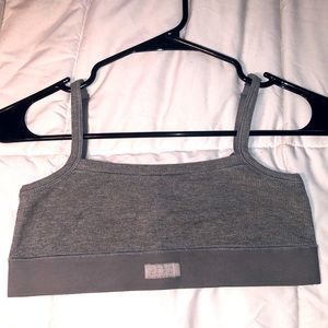 SKIMS soft lounge bralet heather gray size : Medium. brand new, never worn.